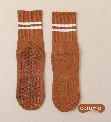 Pilara Grip Socks